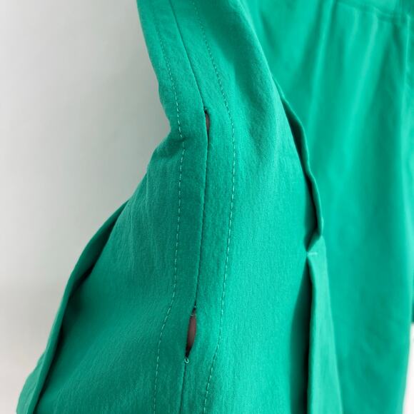Lululemon Stretch Woven Relaxed Fit HR Shorts Small Green - Picture 7 of 8